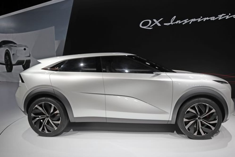 Studie für die nahe Zukunft: So wie der QX Inspiration könnte das erste elektrische SUV der Nissan-Marke Infiniti in zwei, drei Jahren aussehen.