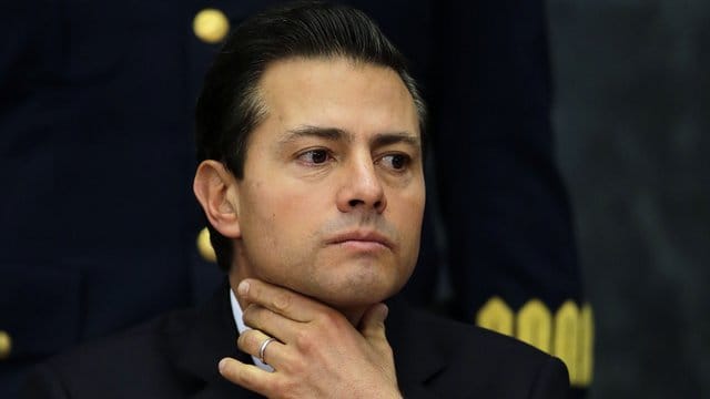 Der damalige mexikanische Präsident Enrique Peña Nieto soll einer Zeugenaussage zufolge 100 Millionen Dollar Schmiergeld erhalten haben. Der damalige mexikanische Präsident Enrique Peña Nieto soll einer Zeugenaussage zufolge 100 Millionen Dollar Schmiergeld erhalten haben.
