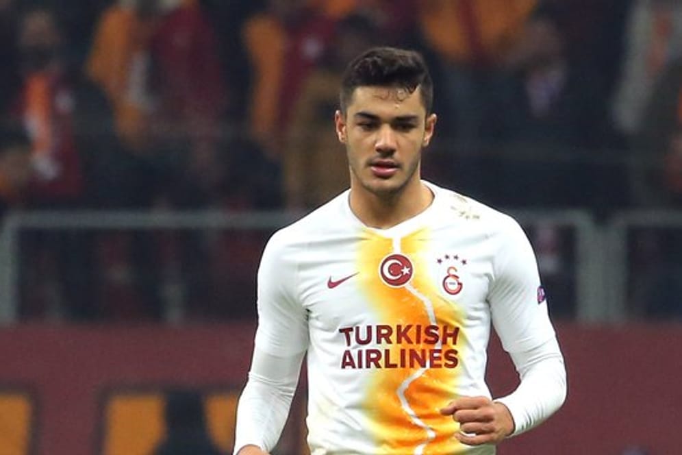 Tauscht das Galatasaray- gegen das VfB-Trikot: Ozan Kabak.