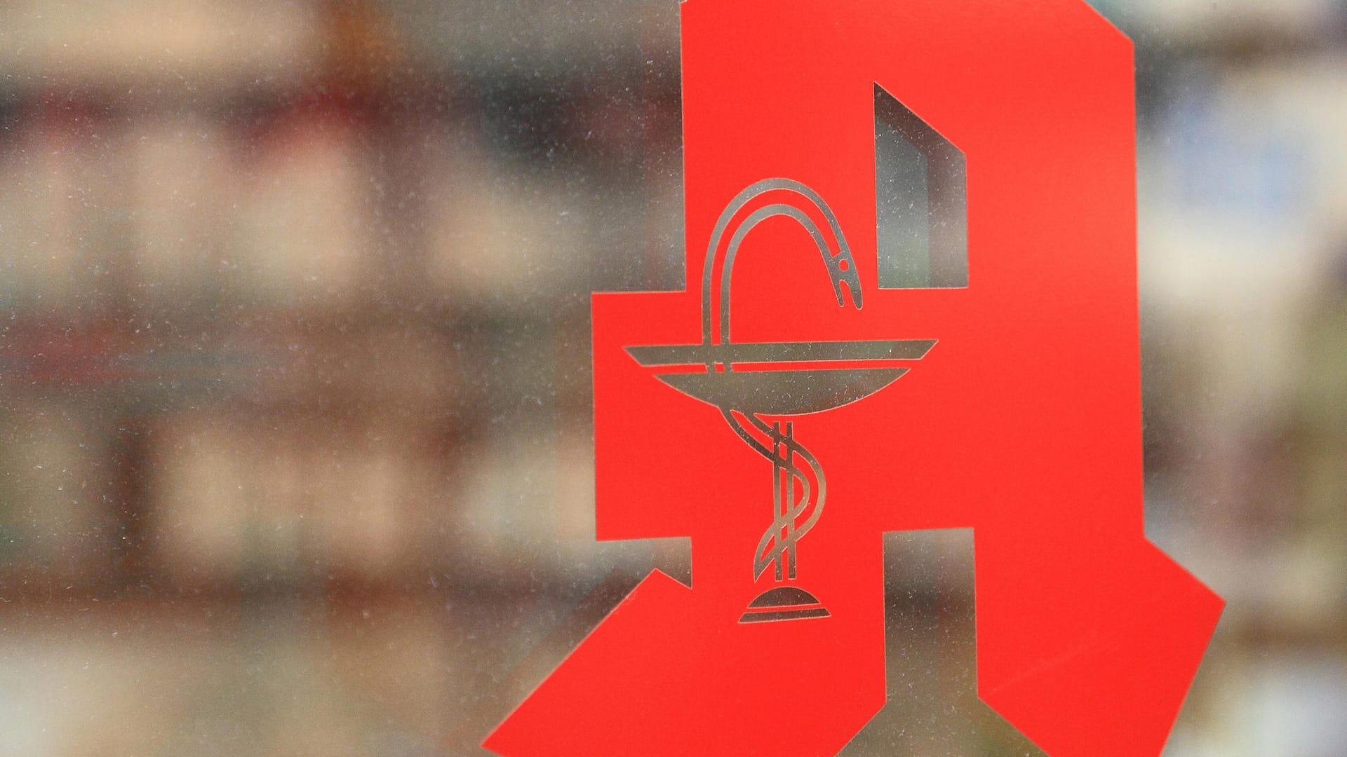 Apotheken-Logo: Wird es wegen des Brexits zu einem Arzneimangel kommen?