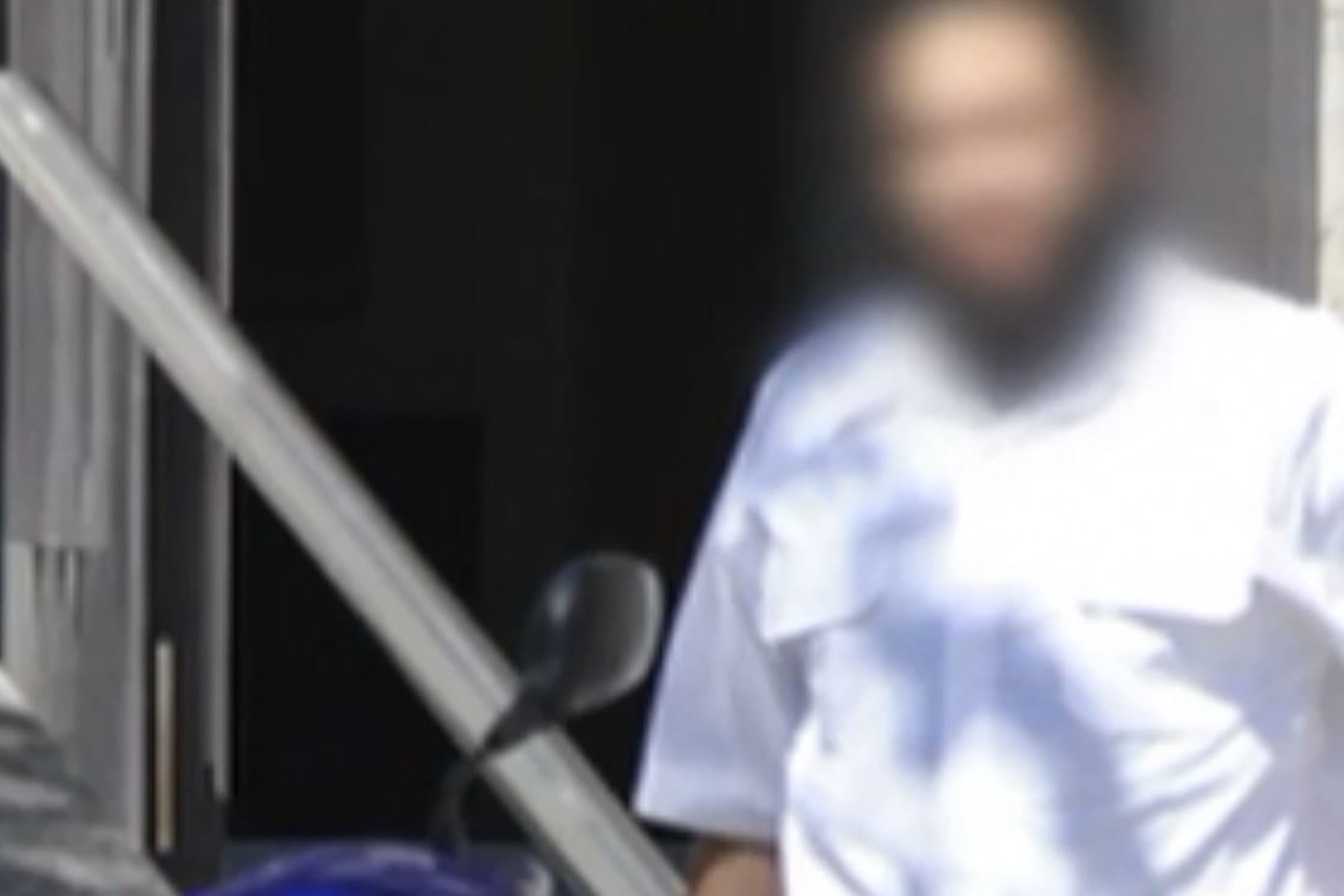 Sami A. auf einer Archivaufnahme: Der mutmaßliche frühere Leibwächter des Terrorchefs Osama bin Laden ist nach Tunesien abgeschoben worden.