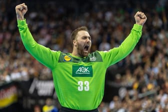 Andreas Wolff ballt die Fäuste: Die deutschen Handballer können die Gruppe A theoretisch noch als Erster abschließen.