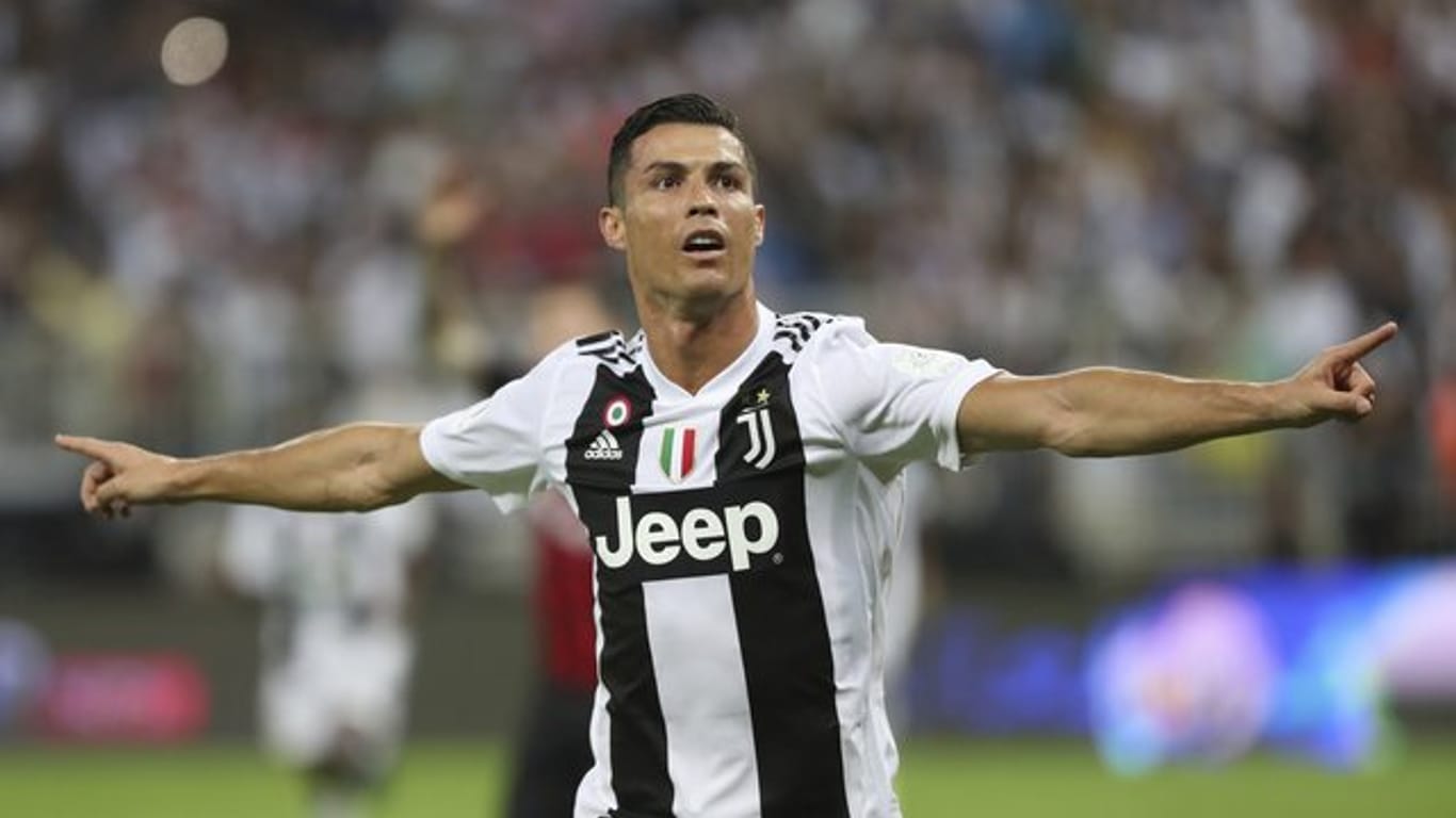 Juve-Star Cristiano Ronaldo jubelt über seinen Treffer des Tages.