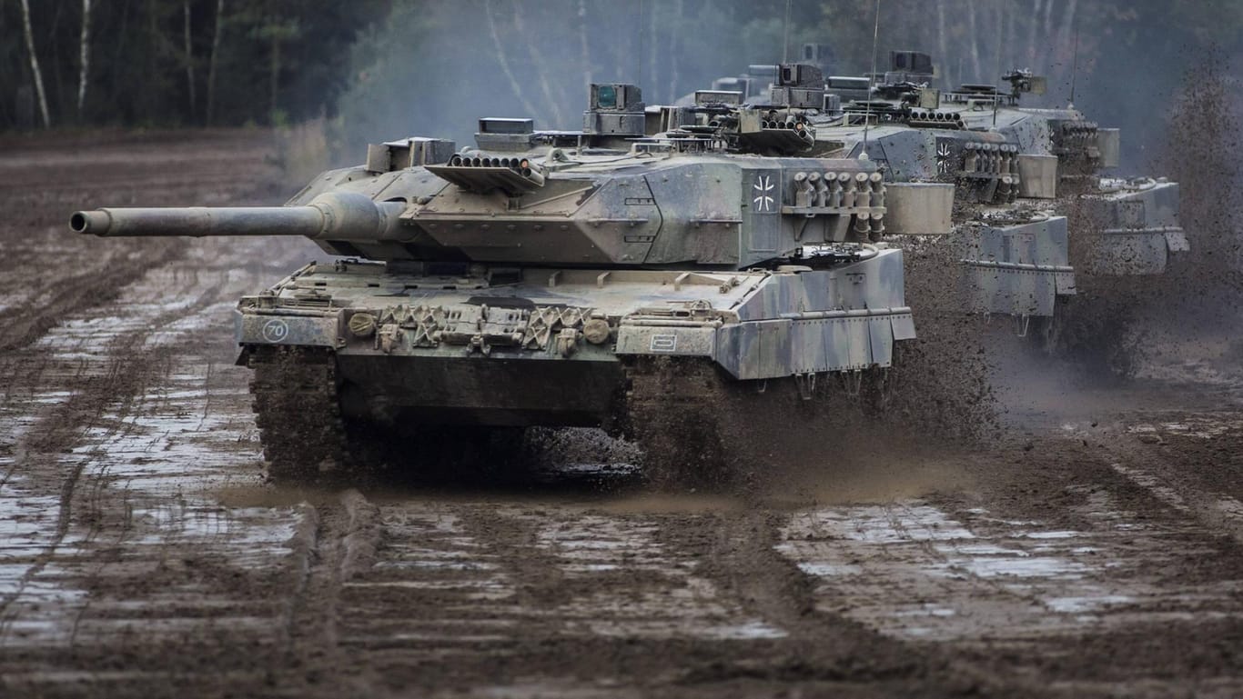 Er gehört zu den Exportschlagern der deutschen Waffenindustrie: Der Leopard-2-Panzer.