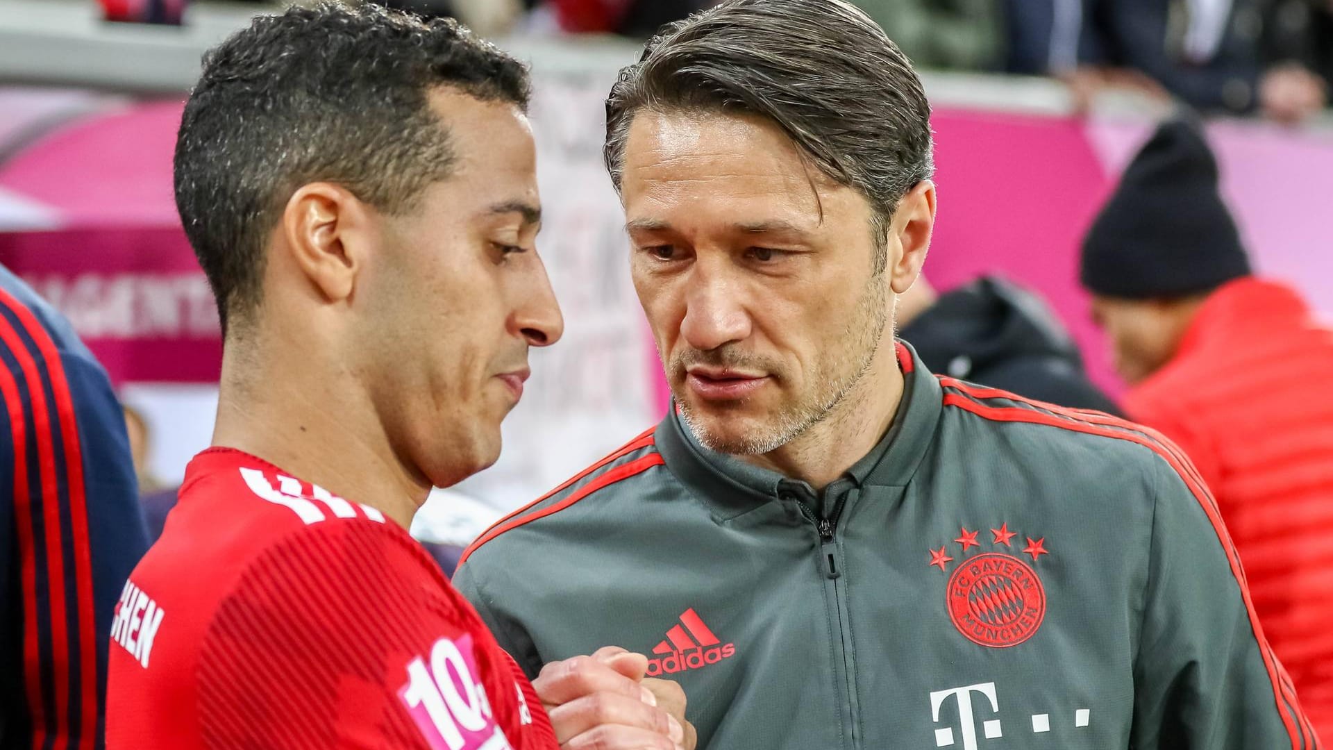 Wollen in der Rückrunde angreifen: Spielmacher Thiago (li.) und Trainer Niko Kovac.