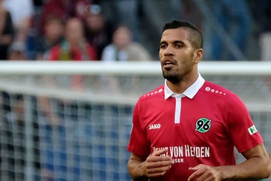 Könnte bald wieder das 96-Trikot tragen: Jonathas.