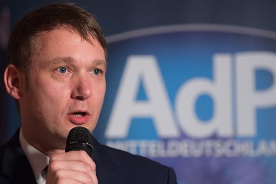 Andre Poggenburg, der frühere Landesvorsitzende der AfD in Sachsen-Anhalt, beim Neujahrsempfang seiner neuen Partei AdP (Aufbruch deutscher Patrioten).