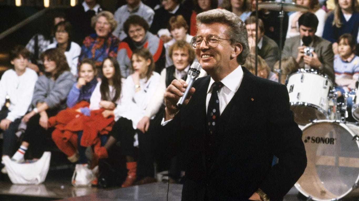 Dieter Thomas Heck moderiert 1984 die "ZDF-Hitparade" zum letzten Mal.