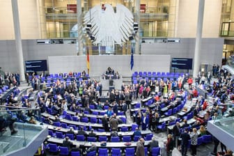 Abstimmung im Bundestag: 509 Abgeordnete votierten am Freitag für den Gesetzentwurf der Bundesregierung zu sicheren Herkunftsstaaten. (Archivbild)