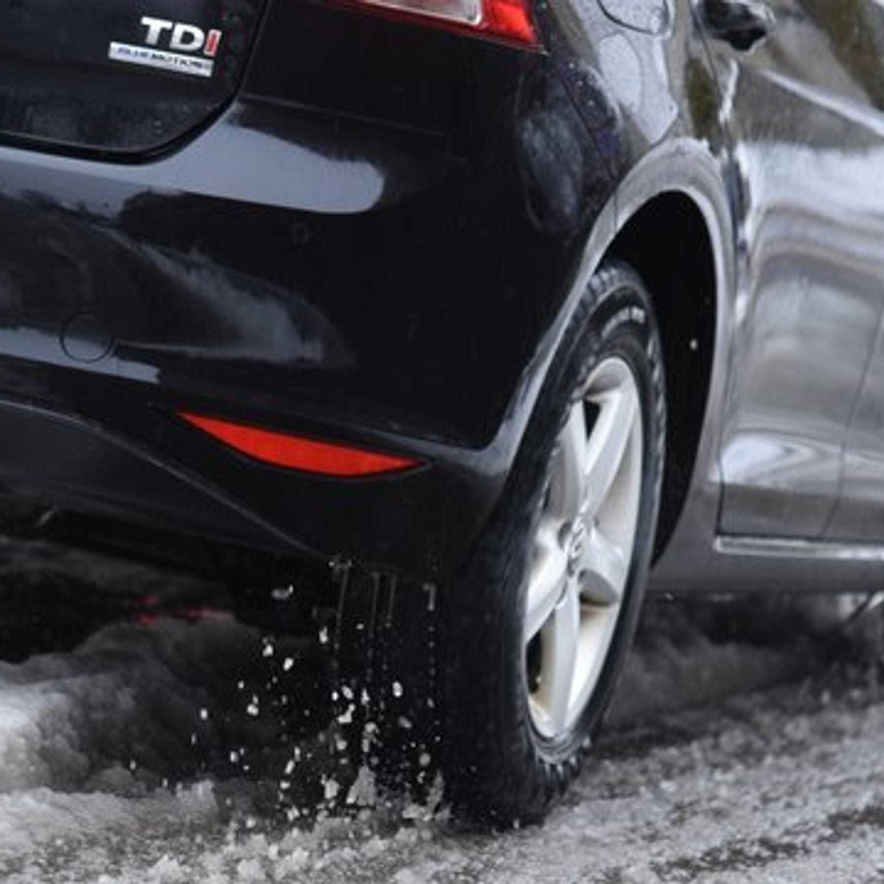 Autopflege im Winter: Praktische Ausstattung zum Schutz vor Kälte
