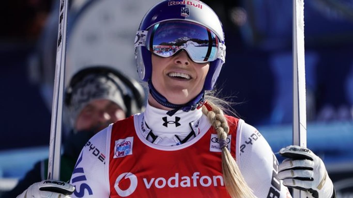 Lindsey Vonn raste bei der Abfahrt in Cortina d'Ampezzo auf Rang 15.
