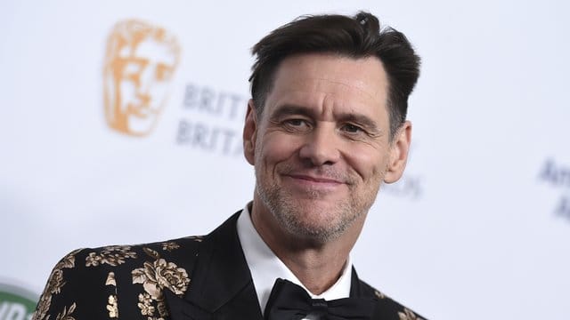 Jim Carrey zeigt in New York erstmals seine politische Cartoons.