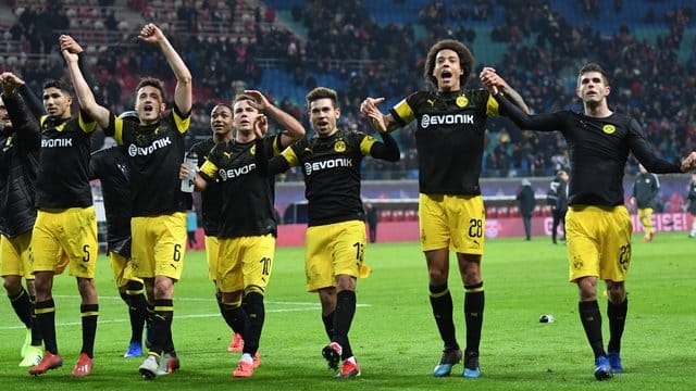 Das 1:0 in Leipzig sichert dem Herbstmeister das Sechs-Punkte-Polster auf die Bayern. Das 1:0 in Leipzig sichert dem Herbstmeister das Sechs-Punkte-Polster auf die Bayern.