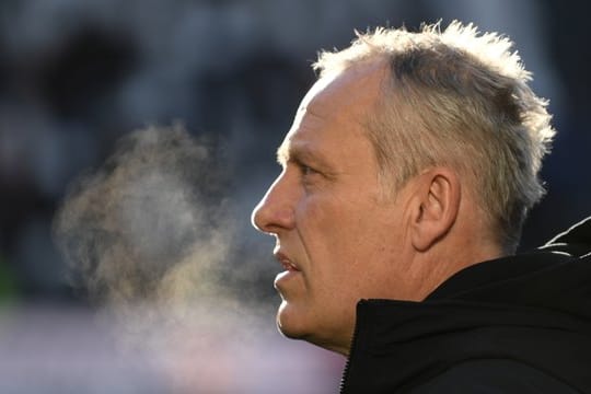 Trainer Christian Streich geht davon aus auch nächstes Jahr Coach beim SC Freiburg zu sein.