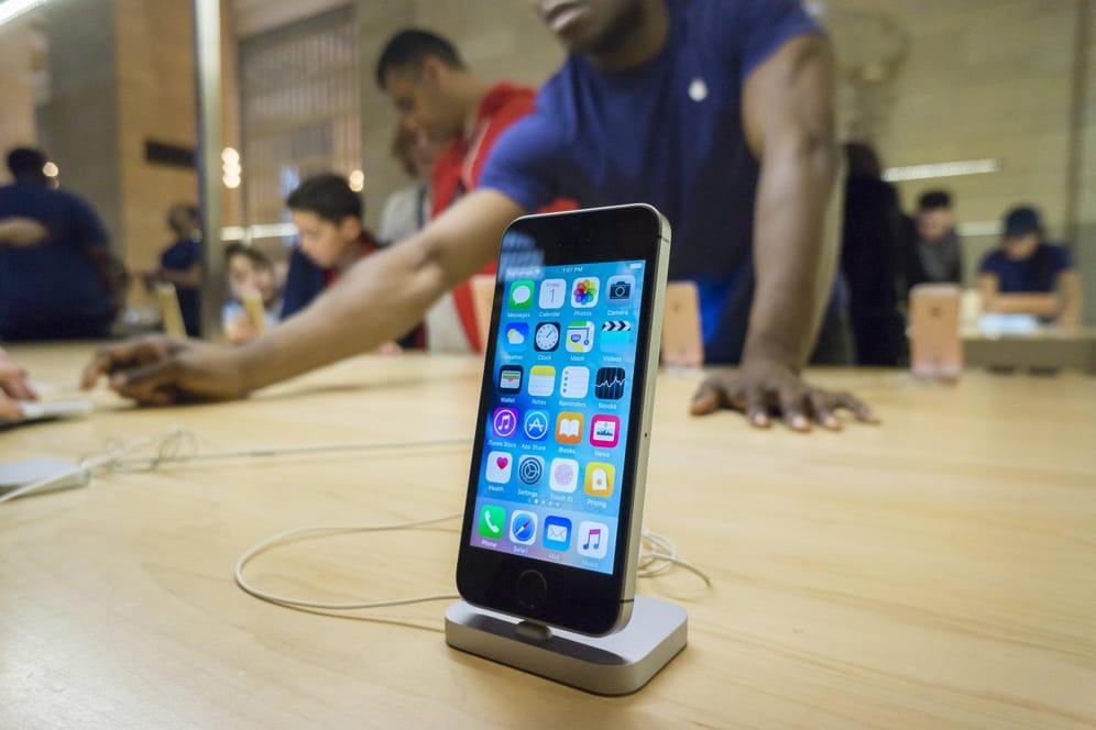 iPhone SE Verkauf in New York: Das iPhone SE wurde erstmals 2016 vorgestellt.
