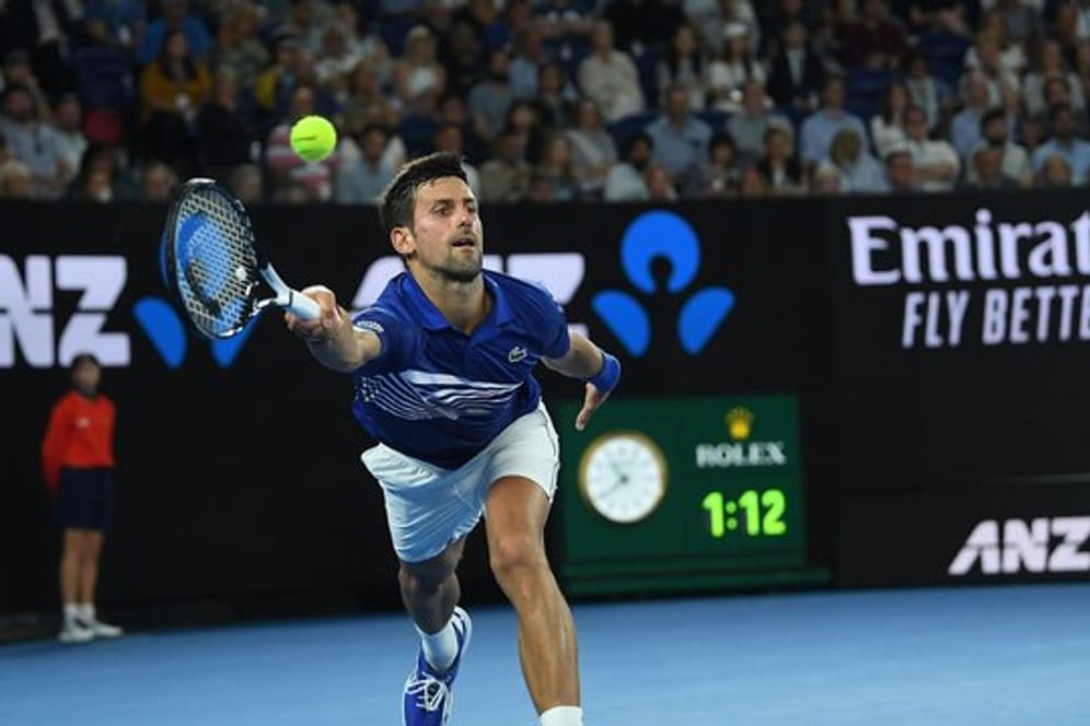 Novak Djokovic hat sich bei den Australian Open ins Viertelfinale gespielt.