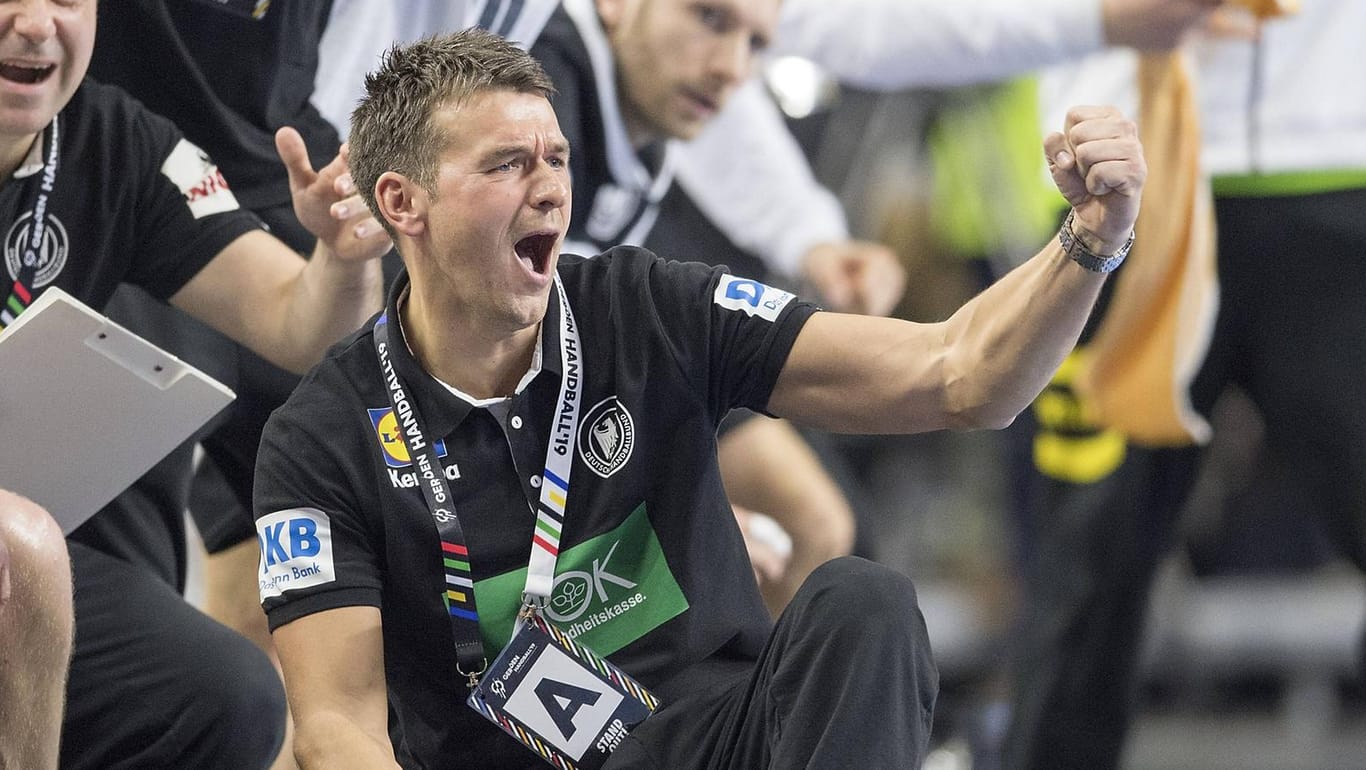Siegerfaust: Bundestrainer Christian Prokop rauscht mit der deutschen Nationalmannschaft bislang durch die Heim-WM.