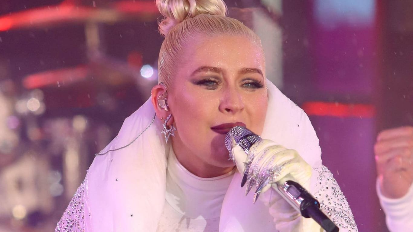 Christina Aguilera: Die Sängerin trägt gerne extrovertierte Outfits.
