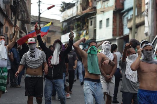 "Geht auf die Straße und protestiert, fordert eure Rechte ein.
