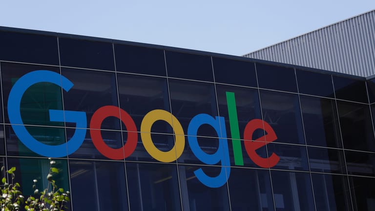 Das Google-Logo: Der Konzern muss in Frankreich 50 Millionen Euro Strafe zahlen.