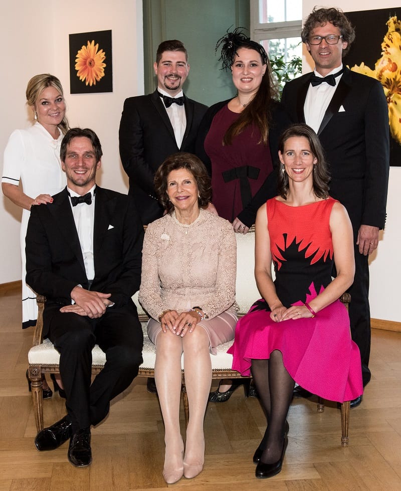 Björn, Sandra, Bettina, Diana, Stefan und Philipp mit Silvia von Schweden.