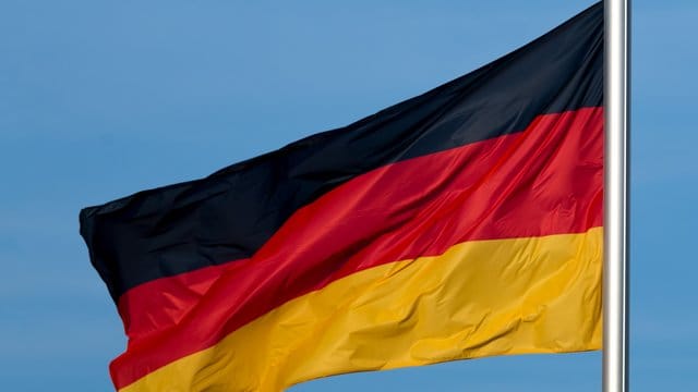 Laut Migrationsbericht kamen im Jahr 2017 genau 67 Prozent aller Zugewanderten aus einem europäischen Land und 53,4 Prozent aus einem Mitgliedstaat der EU. Laut Migrationsbericht kamen im Jahr 2017 genau 67 Prozent aller Zugewanderten aus einem europäischen Land und 53,4 Prozent aus einem Mitgliedstaat der EU.