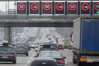 Autobahn: Experten argumentieren, dass die Geschwindigkeitsdifferenzen zwischen den Autobahnspuren zunehemn – und somit auch das Unfallrisiko.