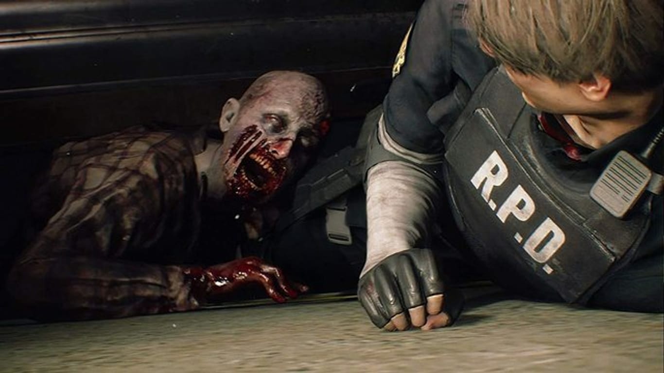 Für unversehrte Füße müssen Spieler in "Resident Evil 2" auch mal schnell kriechen.