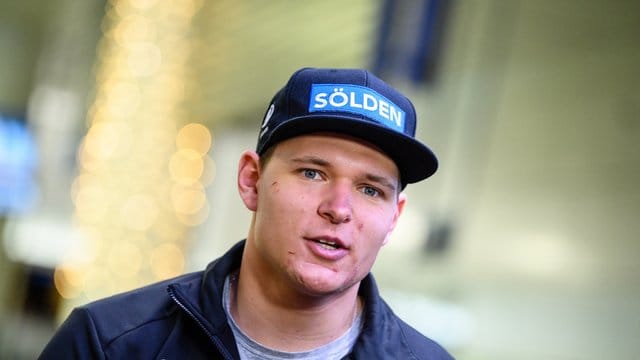Skirennfahrer Thomas Dreßen tippt für die Abfahrt in Kitzbühel auf Dominik Paris als Sieger. Skirennfahrer Thomas Dreßen tippt für die Abfahrt in Kitzbühel auf Dominik Paris als Sieger.