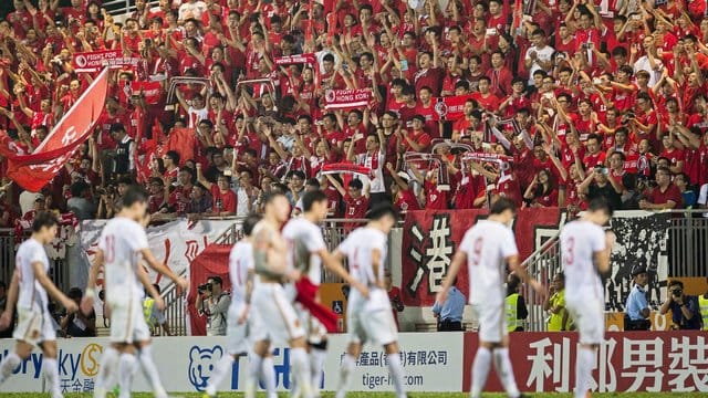 Falls das Gesetz wie geplant verabschiedet wird, könnte es der Gewohnheit örtlicher Fußballfans ein Ende setzen, die Hymne auszubuhen.