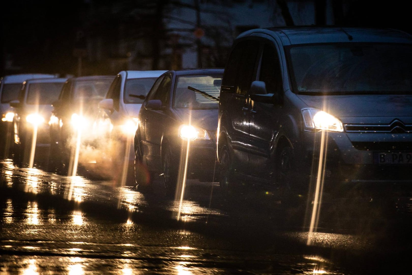 Die Verkehrssituation in Hagen-Hohenlimburg ist angespannt. (Symbolfoto)