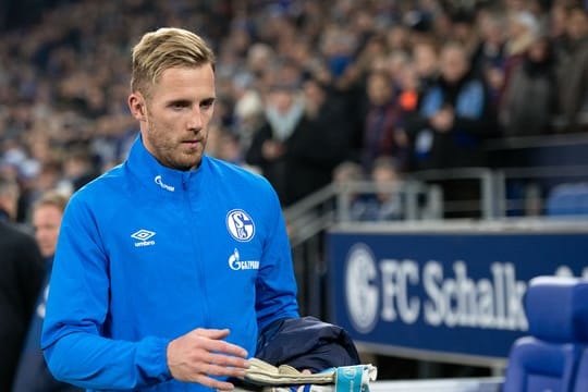 Bei Schalke vorerst nur noch Ersatz: Keeper Ralf Fährmann.