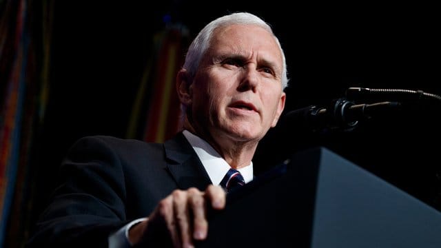 "Nicolás Maduro ist ein Diktator, dessen Machtanspruch jede rechtliche Grundlage fehlt", sagte US-Vizepräsident Mike Pence.