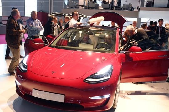 Teslas Model 3 bekommt die Zulassung für den europäischen Markt.