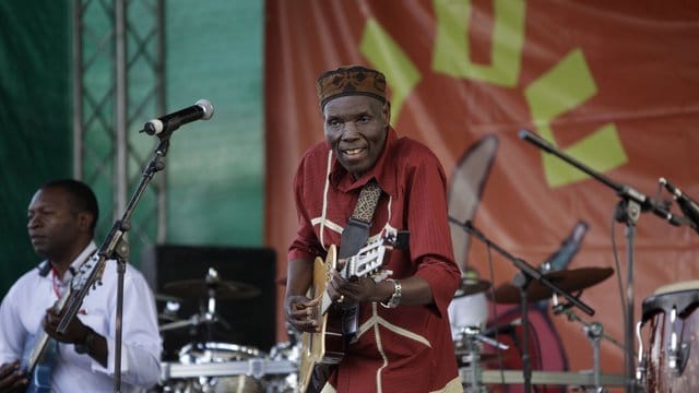 Oliver Mtukudzi ist tot.
