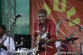 Oliver Mtukudzi ist tot.