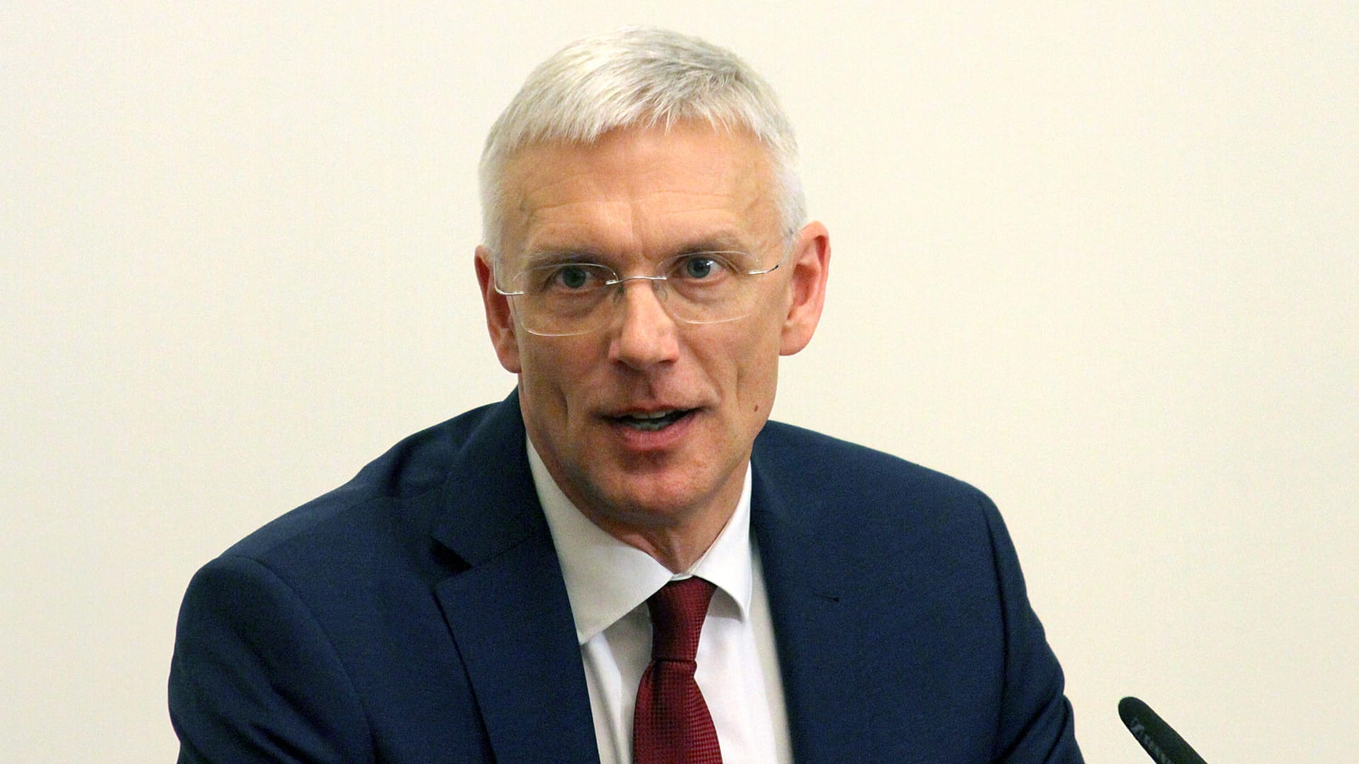 Krisjanis Karins: Der neue lettische Ministerpräsident war seit 2009 als Europaabgeordneter in Straßburg. Krisjanis Karins: Der neue lettische Ministerpräsident war seit 2009 als Europaabgeordneter in Straßburg.