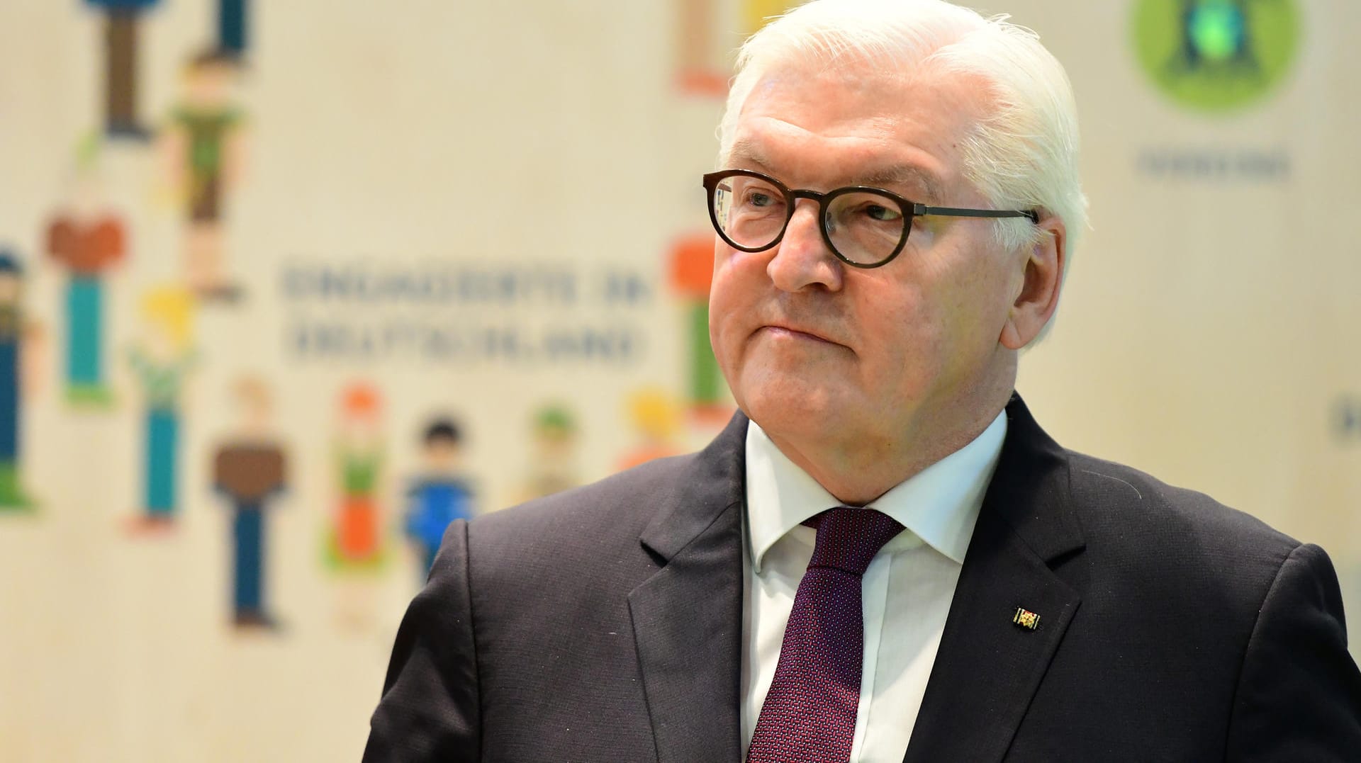 Besuch des Bundespräsidenten auf der Grünen Woche: Frank-Walter Steinmeier wünscht sich eine schnelle Internetanbindung in jedem Dorf.