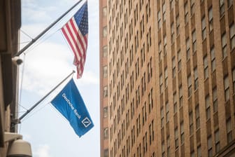 Das Hauptquartier der Deutschen Bank in New York: Bislang verweigerte das Geldinstitut die Einsicht in ihre Geschäftsbeziehungen zu Trump.