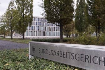 Bundesarbeitsgericht in Erfurt: Die Richter verhandelten den Fall einer Witwe und Alleinerbin aus dem Rheinland.