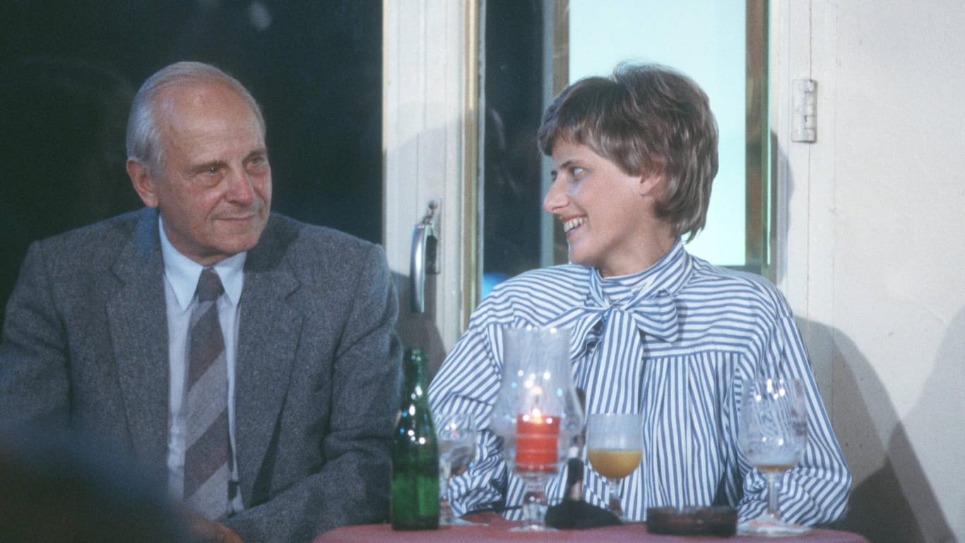 Gert Bastian und Petra Kelly im Jahr 1987: Der ehemalige General und die Grünen-Politikerin lernten sich über die Friedensbewegung kennen.