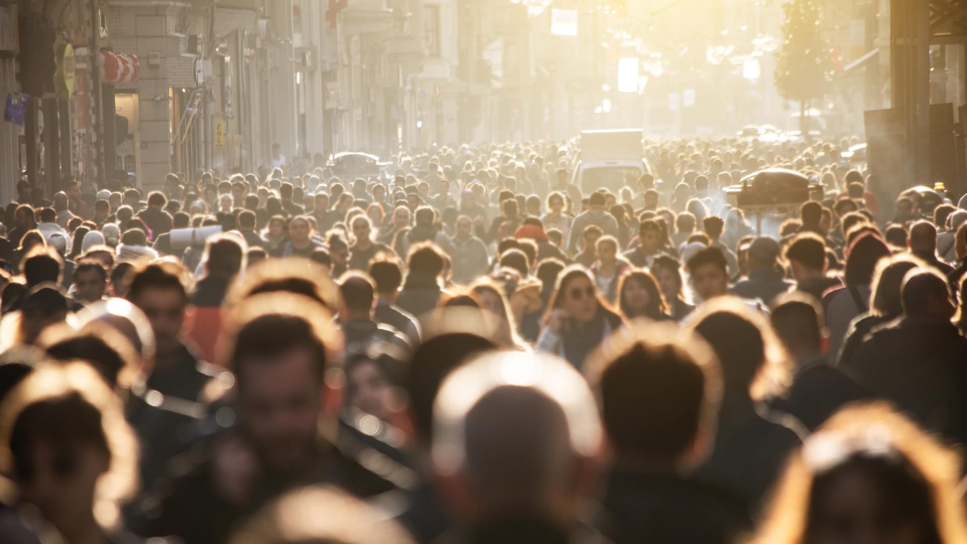 Bevölkerung in Deutschland: Zum Jahresende 2017 lebten 82,8 Millionen Menschen in der Bundesrepublik. Die Zahl ist nun gestiegen.