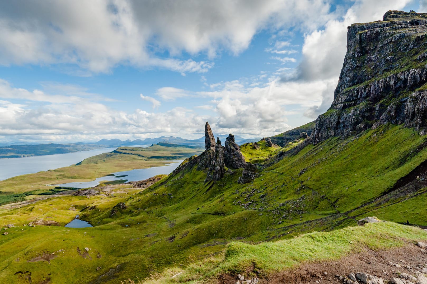 Old Man of Storr: Die spitz aufragenden Felsen sind ein beliebtes Ausflugsziel.