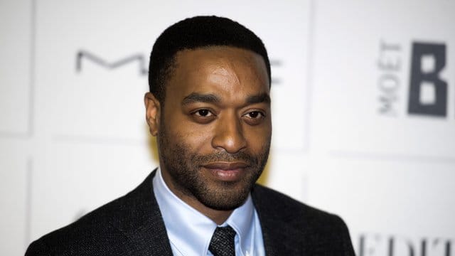 Der britische Star Chiwetel Ejiofor British bei will den Bestseller "The Short and Tragic Life of Robert Peace" von Autor Jeff Hobbs verfilmen. Der britische Star Chiwetel Ejiofor British bei will den Bestseller "The Short and Tragic Life of Robert Peace" von Autor Jeff Hobbs verfilmen.