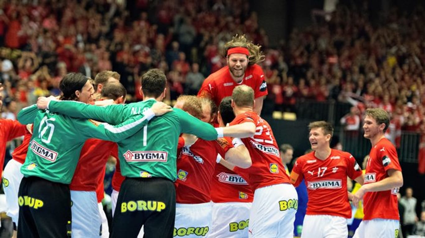 Dänemarks Handballer wollen in Herning auch den WM-Heimsieg feiern.