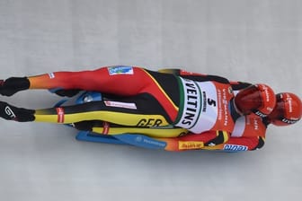 Fuhren in Winterberg zu ihrem zweiten WM-Gold: Toni Eggert (l) und Sascha Benecken.