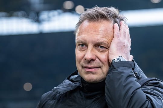 Trainer André Breitenreiter steht mit Hannover 96 unter Druck.