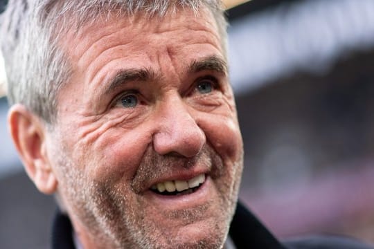 Düsseldorfs Trainer Friedhelm Funkel war in den 70er und 80er Jahren Fußball-Profi.