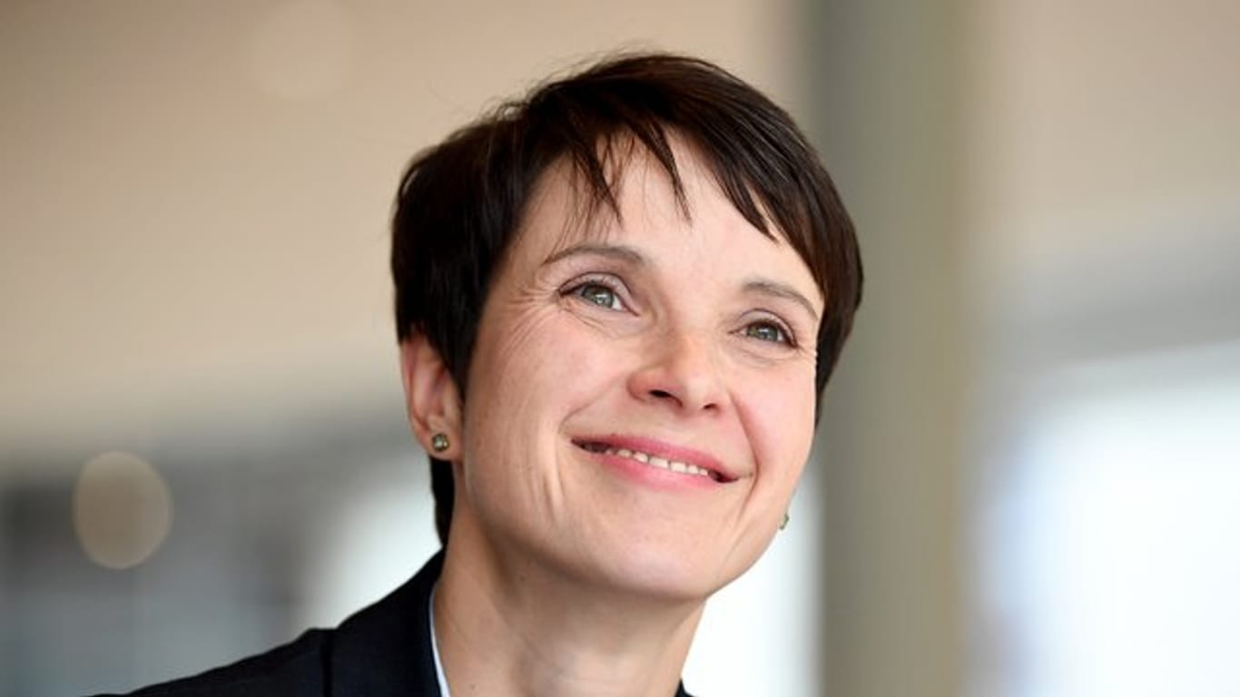 Frauke Petry hat nach ihremAfD-Austritt die "Blaue Partei" gegründet.