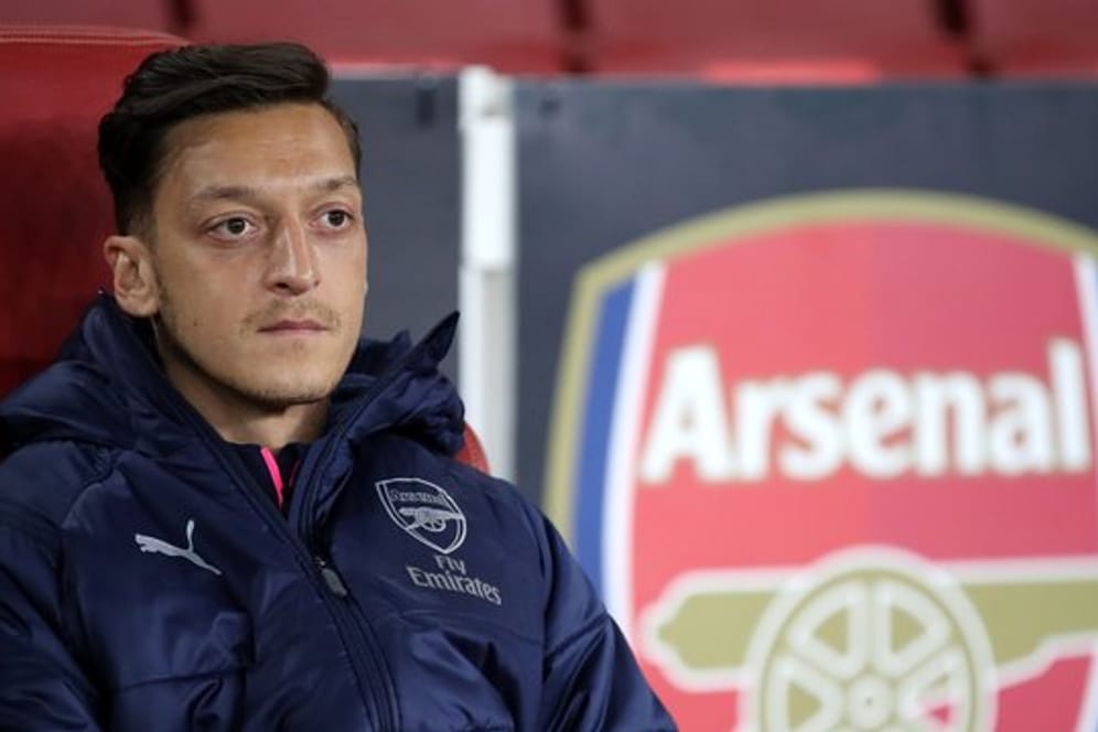 Für Arsenal-Trainer Emery ist Mesut Özil ersetzbar.